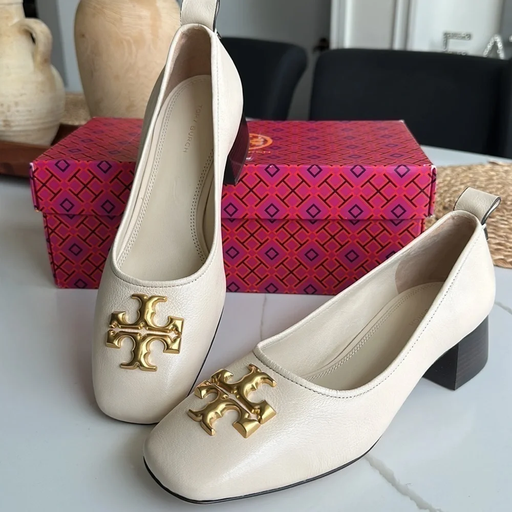 Tory Burch pump
